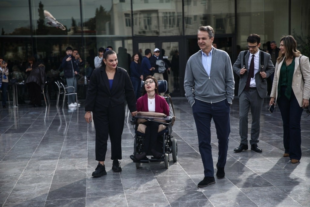 Μητσοτάκης: «Ενα προσωπικό μου όραμα, ο θεσμός του προσωπικού βοηθού, έχει αρχίσει πια και ριζώνει»