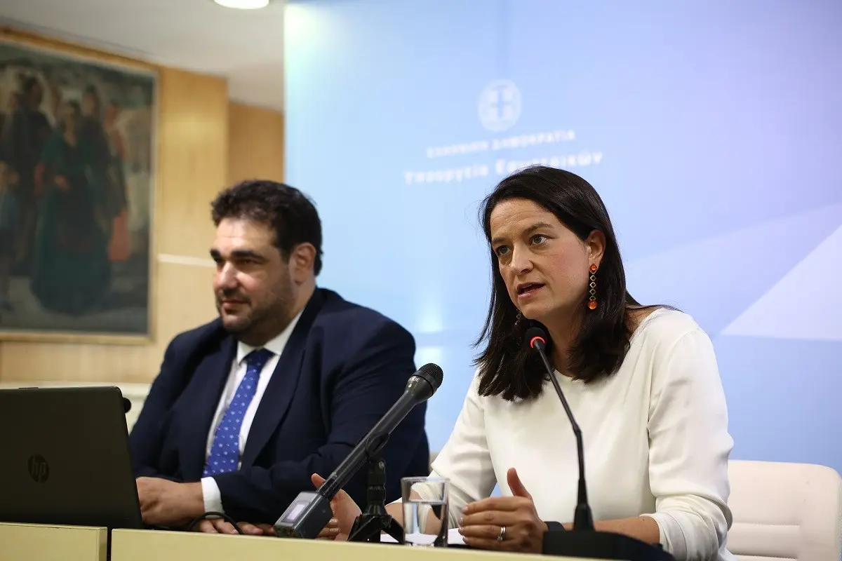 Επιστολική ψήφος: Οι ανακοινώσεις Κεραμέως και Λιβάνιου – Μέσω gov.gr οι αιτήσεις έως και 40 μέρες πριν τις εκλογές
