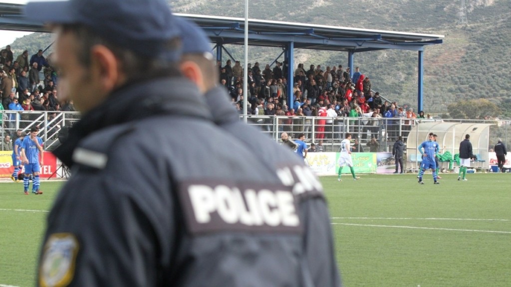 Έρχεται επίδομα για αστυνομικούς που είναι επιφορτισμένοι με τους ελέγχους στα γήπεδα