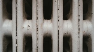 Eurostat: Το 9,2% του πληθυσμού της ΕΕ δυσκολεύεται να διατηρήσει το σπίτι του ζεστό