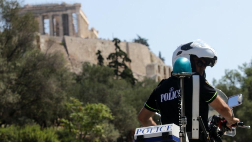 Αποκάλυψη DEBATER: Φόβοι για «χτύπημα» στην επέτειο Γρηγορόπουλου – Εντολή για προστασία ακόμα και της Ακρόπολης