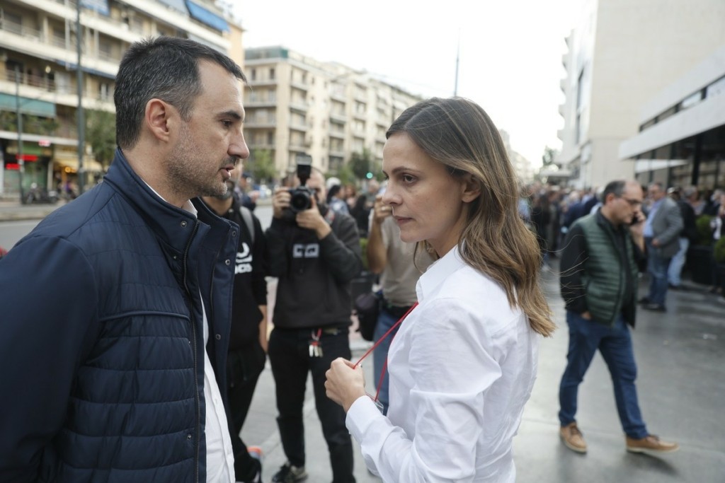 Βρήκαν γραφεία, ψάχνουν όνομα – Πυρετός για το νέο κόμμα