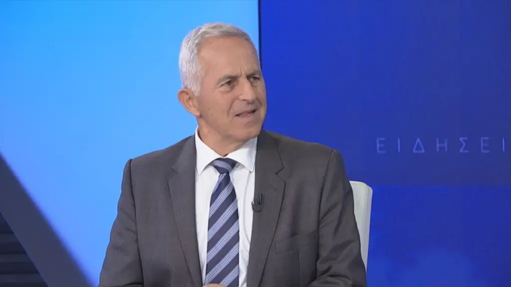 Αποστολάκης: “Θα είμαι υποψήφιος και στις επόμενες εκλογές” – Χαρακτήρισε “ενδιαφέρουσες” τις κινήσεις Καρυστιανού, Τσίπρα
