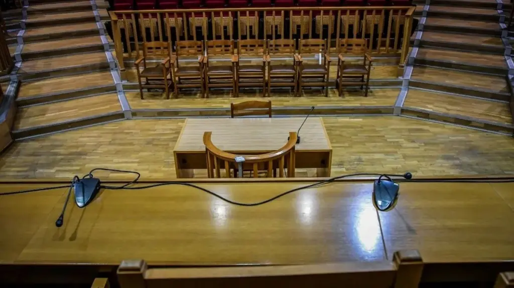 Λαμία: Στη φυλακή οδηγείται ο 68χρονος που παρενοχλούσε σεξουαλικά μαθήτριες