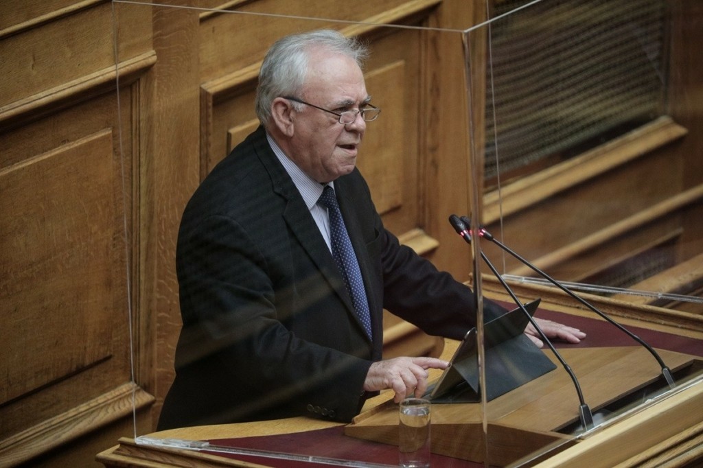 Δραγασάκης: «Να μην προχωρήσουν οι διαγραφές στον ΣΥΡΙΖΑ και να μην αποχωρήσουν όσοι σκέφτονται να το κάνουν»