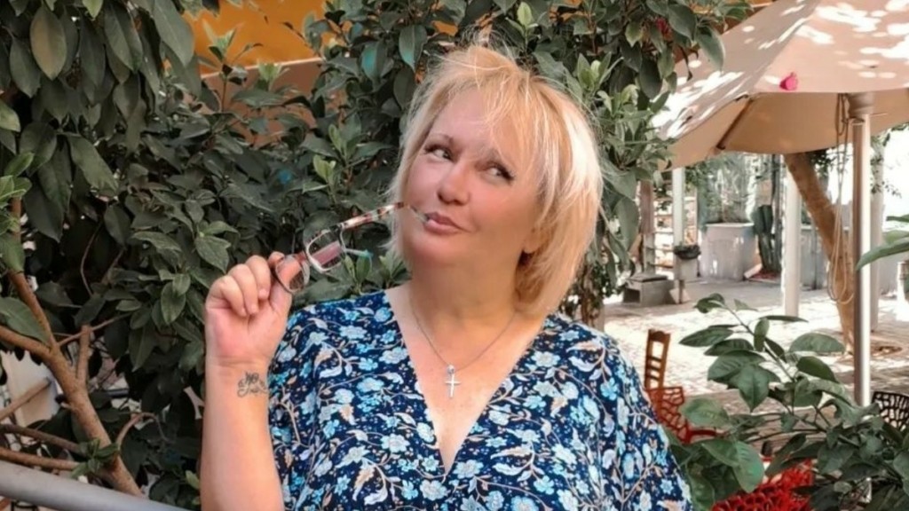 Καίτη Φίνου: Αποκάλυψε τον λόγο που έχασε τα δόντια της – «Τώρα αρχίζω να συνέρχομαι»