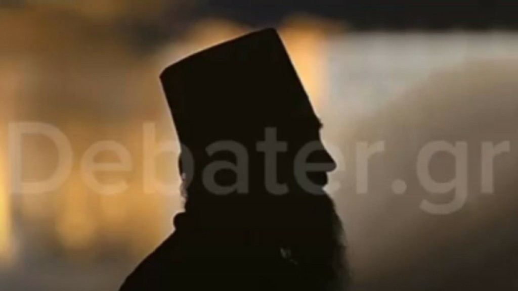 Ο ψάλτης του 68χρονου ιερέα από τη Σαλαμίνα στο DEBATER – «Είχα δει κάνα δυο παιδιά, αλλά όχι κοντά του»