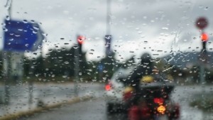 Καιρός αύριο: Βροχές και καταιγίδες στα νότια της χώρας από Δευτέρα – Μέχρι 26 βαθμούς η θερμοκρασία