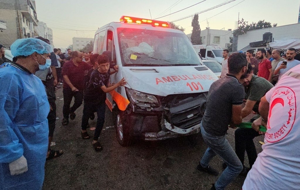 Επιβεβαίωσε ότι έπληξε ασθενοφόρο στη Γάζα το Ισραήλ – Υποστηρίζει ότι μετέφερε μαχητές της Χαμάς