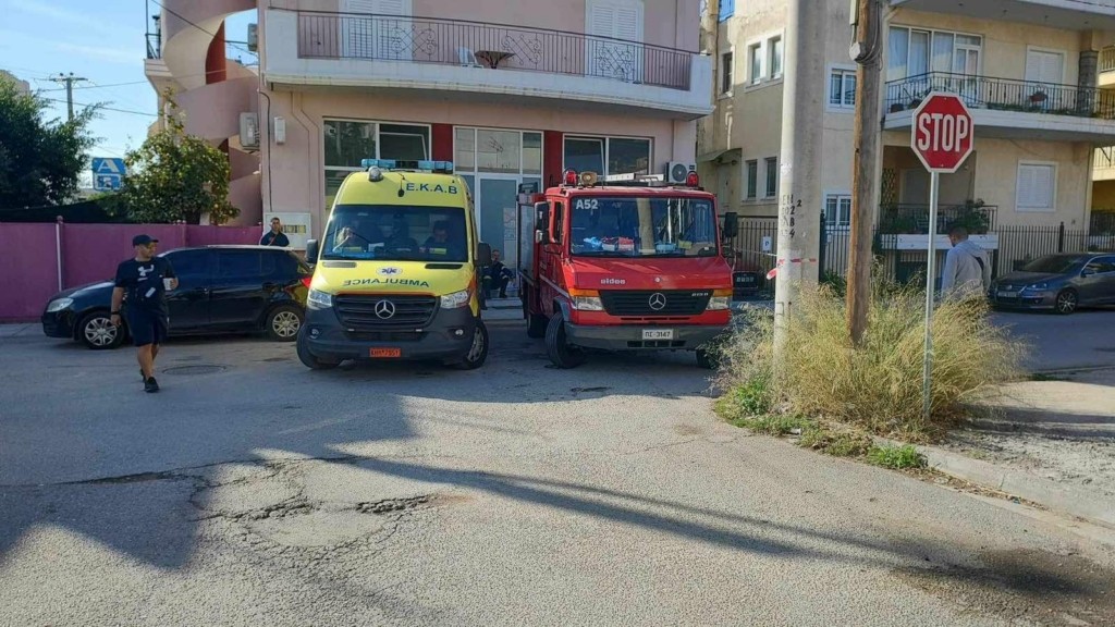 Συναγερμός στο Μενίδι: Εντοπίστηκε εμπρηστικός μηχανισμός – Eλεγχόμενη έκρηξη ανάμεσα σε σπίτια (pics)