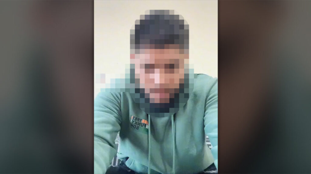Τα «μαζεύει» ο Ρομά που απειλούσε με βίντεο – Ζητά συγγνώμη από όλους