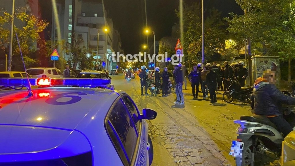 Επεισόδια και διαμαρτυρίες Ρομά σε Θεσσαλονίκη, Ασπρόπυργο και Χαλκίδα – Προσαγωγές από την ΕΛΑΣ