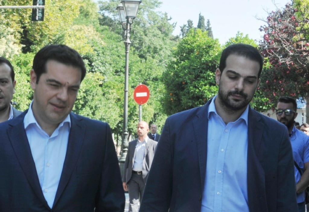 Αλέξης Τσίπρας – Γαβριήλ Σακελλαρίδης: Μαζί για φαγητό σε ταβέρνα της Νέας Σμύρνης – Το “μενού” της συνάντησης
