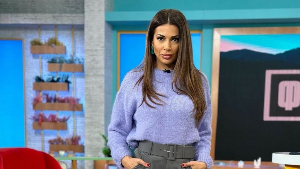 Η εξομολόγηση της Ελένης Χατζίδου για τα χάπια – «Στενοχωριέμαι που μπήκα σε αυτή τη διαδικασία» (vid)