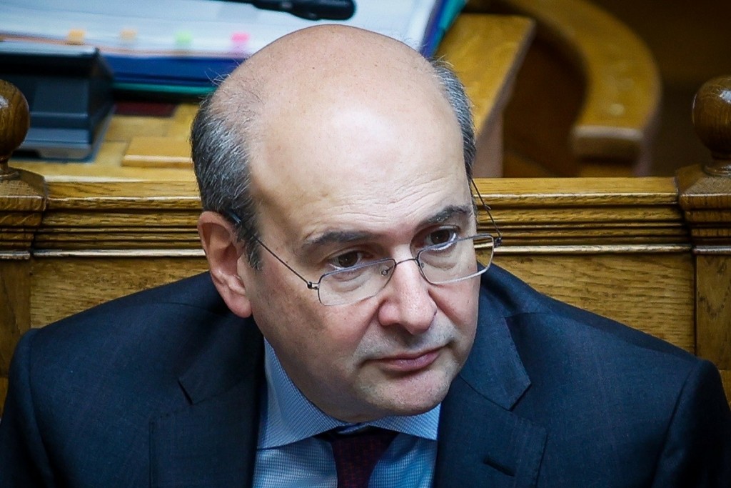 Χατζηδάκης: «Πατριωτικό μας καθήκον να ανεβάσουμε την Ελλάδα ψηλότερα, απέναντι στην καταστροφολογία και την SYRIZAstat»