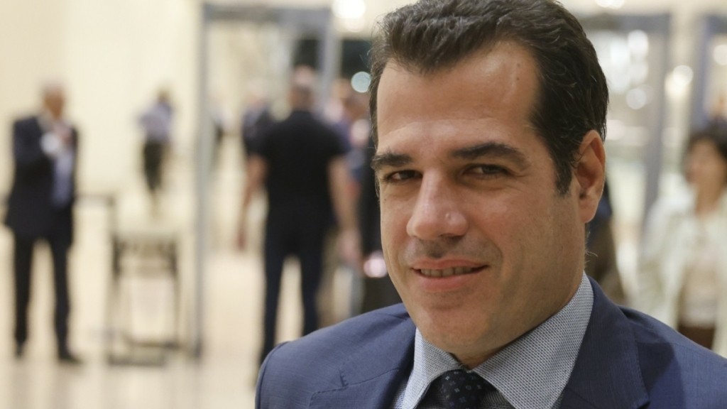 Θάνος Πλεύρης: Η ανάρτησή του μετά τον γάμο του πατέρα του με την Τζόρτζια Σιακαβάρα