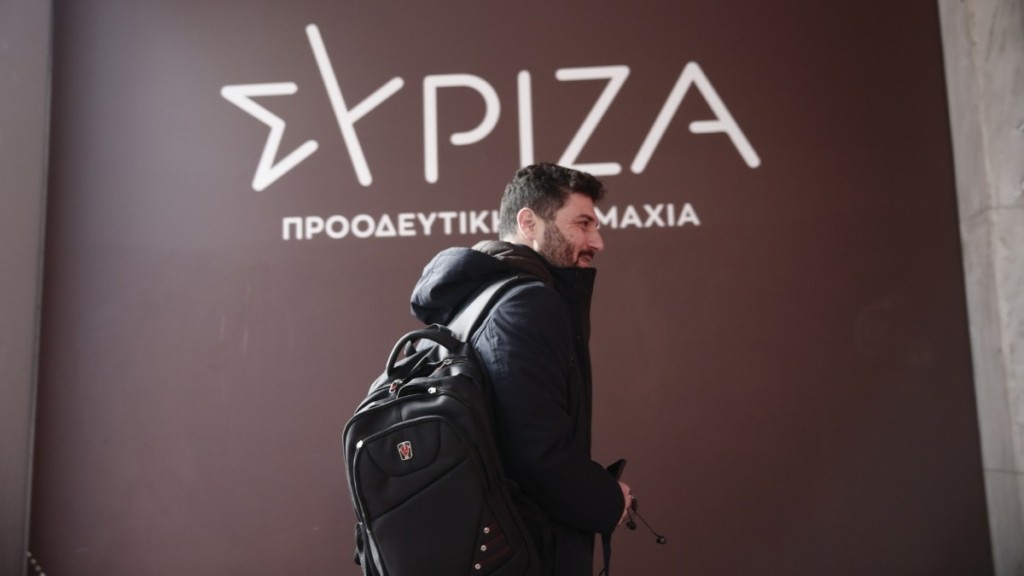 ΣΥΡΙΖΑ: Το «καρφί» Τεμπονέρα σε Κασσελάκη – «Οι δημοσκοπήσεις δείχνουν αλλαγή στρατηγικής»