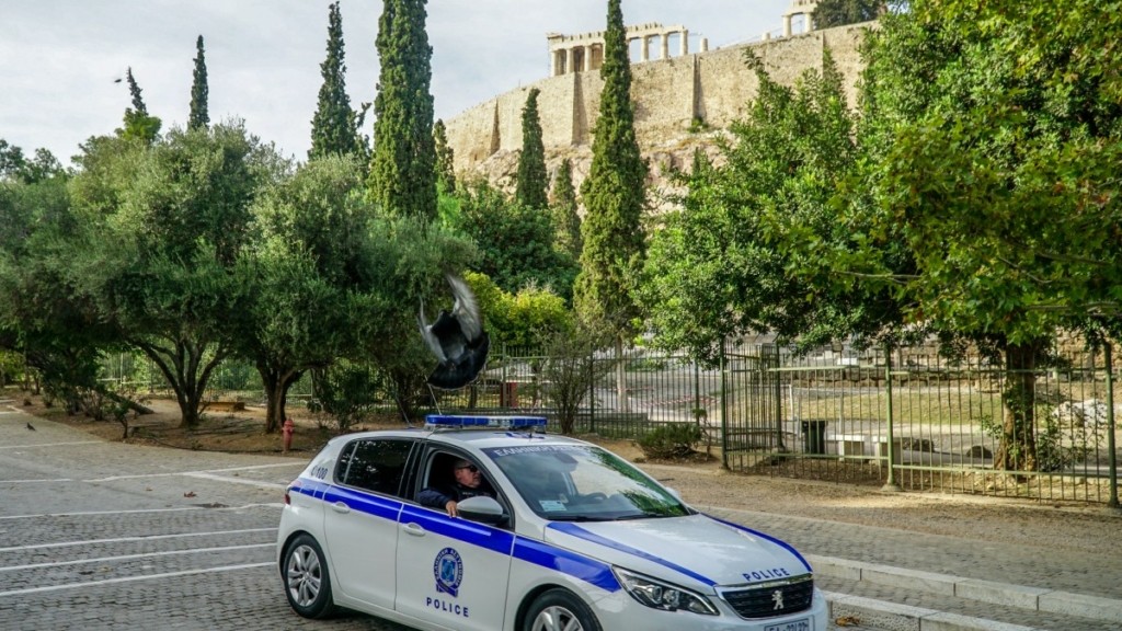 Ανήλικοι Ισραηλινοί συνελήφθησαν με φωτοβολίδες στην Ακρόπολη