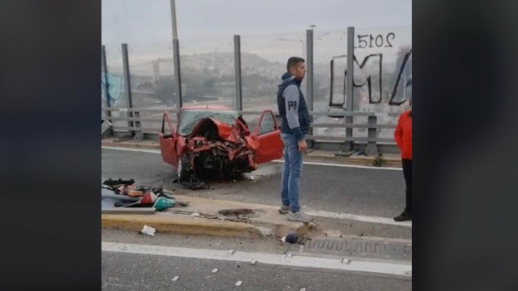 Βίντεο από τροχαίο το μεσημέρι της Κυριακής στον Κηφισό – Πήγε να στρίψει την τελευταία στιγμή