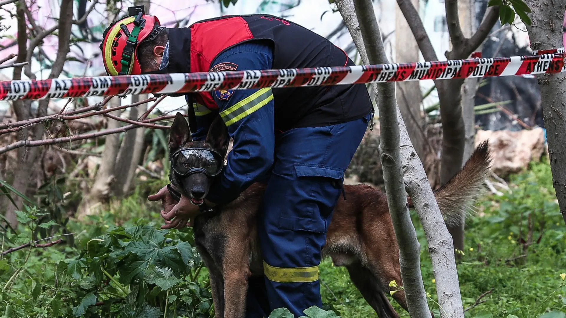 Χανιά: Ηλικιωμένος εγκλωβίστηκε σε δύσβατο σημείο – Επιχειρούν 2 ελικόπτερα στην επιχείρηση παροχής βοήθειας