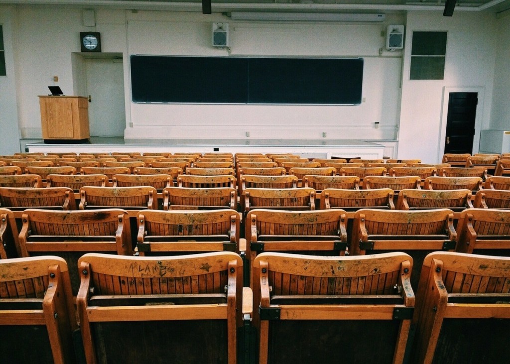 Πρεμιέρα το ακαδημαϊκό έτος 2025-2026 για τα μη κρατικά πανεπιστήμια – Πάνω από 1 δισ. ευρώ στα δημόσια