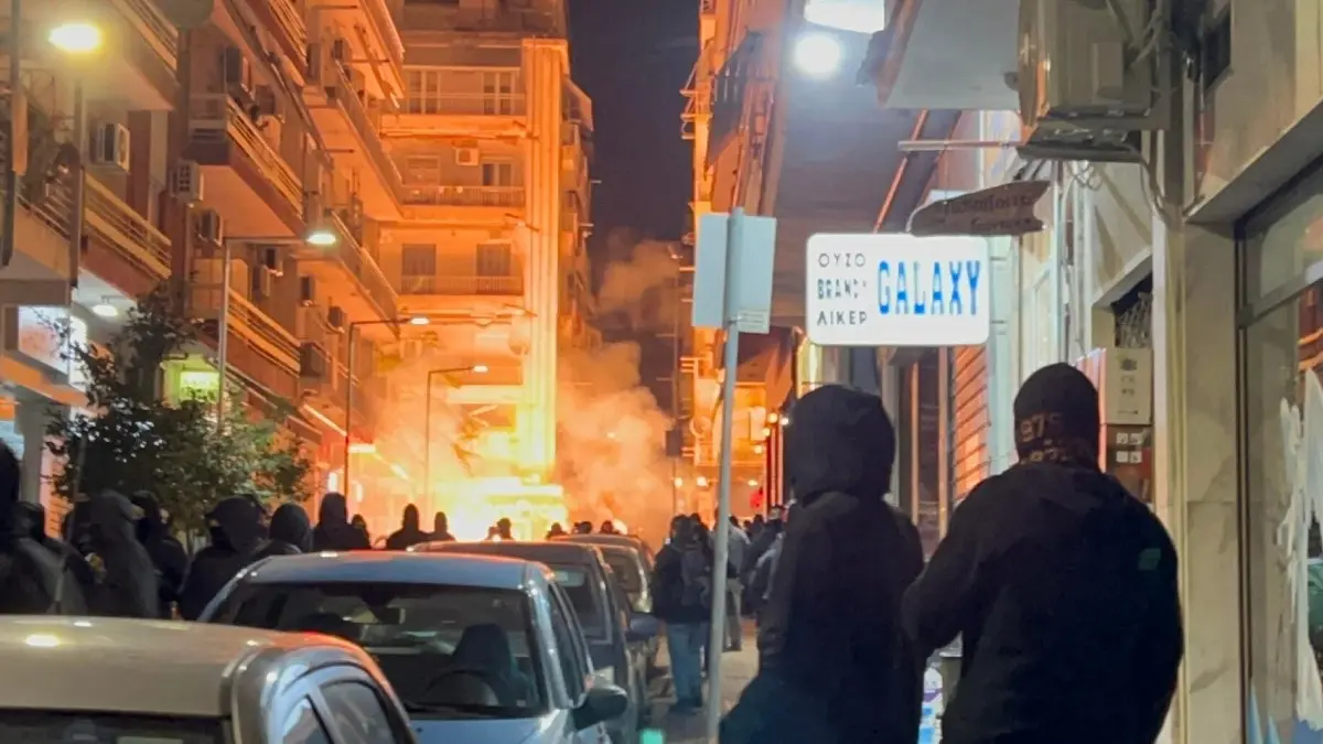 Θεσσαλονίκη: Επεισόδια και μολότοφ μετά το τέλος της πορείας Γρηγορόπουλου