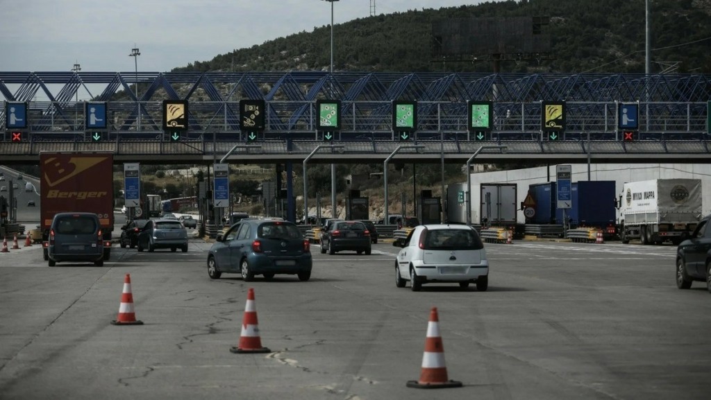 Αττική Οδός: Καταβάλλονται τα 3,27 δισ. ευρώ – Φθηνότερα τα διόδια από την Κυριακή