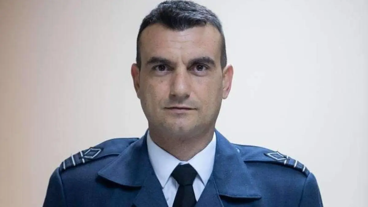 Καλαμάτα: Συγκινεί ο πατέρας του πιλότου – “Έφυγε έτσι όπως ήθελε, να πετάει”