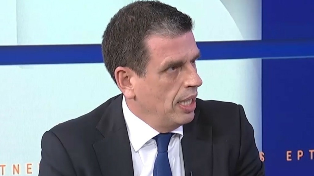 Καιρίδης: «Δεν αποσύρεται η τροπολογία για τους μετανάστες – Ενισχύεται η αγορά εργασίας»