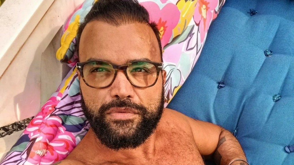 Περικλής Κονδυλάτος: Αποκάλυψε ποιο είναι το ρούχο που δεν υπάρχει στην ντουλάπα του