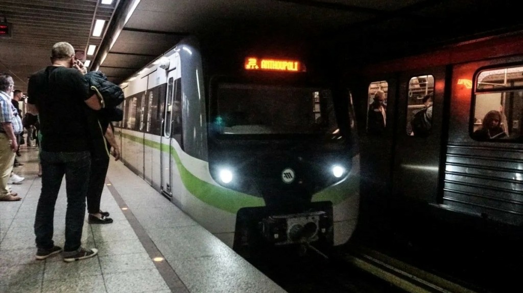 Αποσύρθηκε συρμός του Μετρό της Αθήνας με έντονη μυρωδιά καμένου