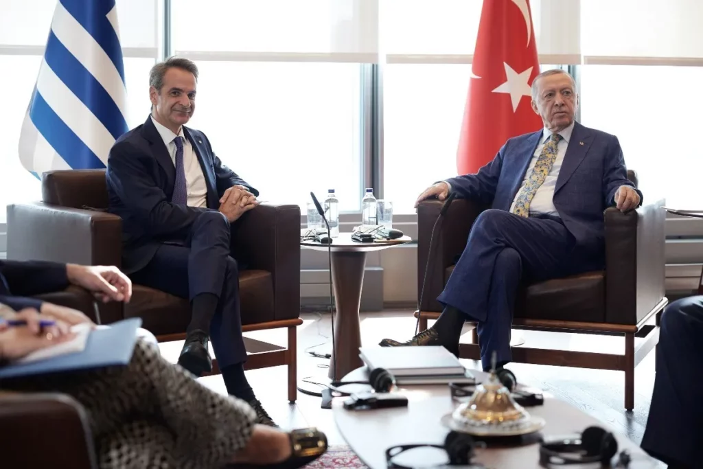 Σήμερα η συνάντηση κορυφής Μητσοτάκη – Ερντογάν: Η ατζέντα και το πρόγραμμα της 5ωρης επίσκεψης