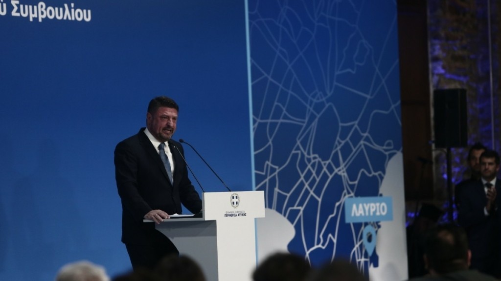 Στο Λαύριο ορκίστηκε ο περιφερειάρχης Αττικής Νίκος Χαρδαλιάς