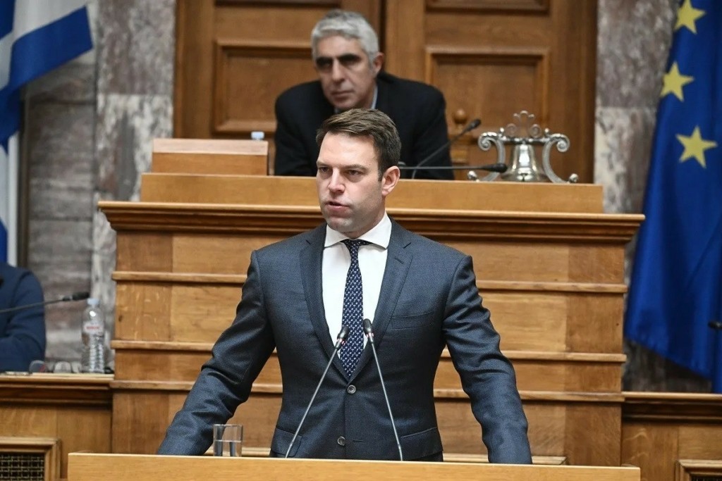 Ενόχληση Κασσελάκη στην ΚΟ: Ας βάλουμε λίγο τα κινητά στο αθόρυβο (Vid)