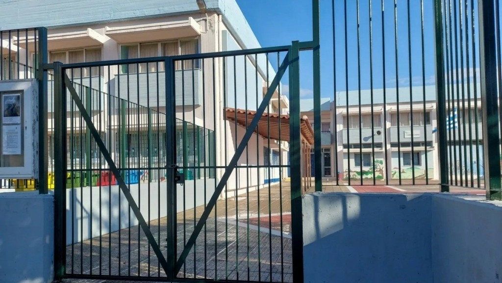 Σπάρτη: Ανήλικη ξυλοκόπησε 18χρονη σε προαύλιο σχολείου