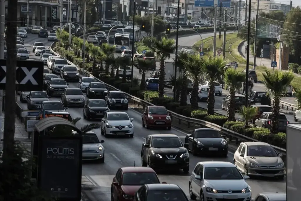 ΑΑΔΕ: Ψηφιακή άρση ακινησίας οχημάτων με αναλογική καταβολή τελών κυκλοφορίας στο myCAR