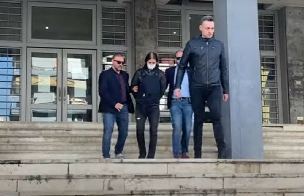 Πολίτης επιτέθηκε φραστικά στον Νορβηγό που δολοφόνησε τον 32χρονο αστυνομικό σε μπαρ στη Θεσσαλονίκη