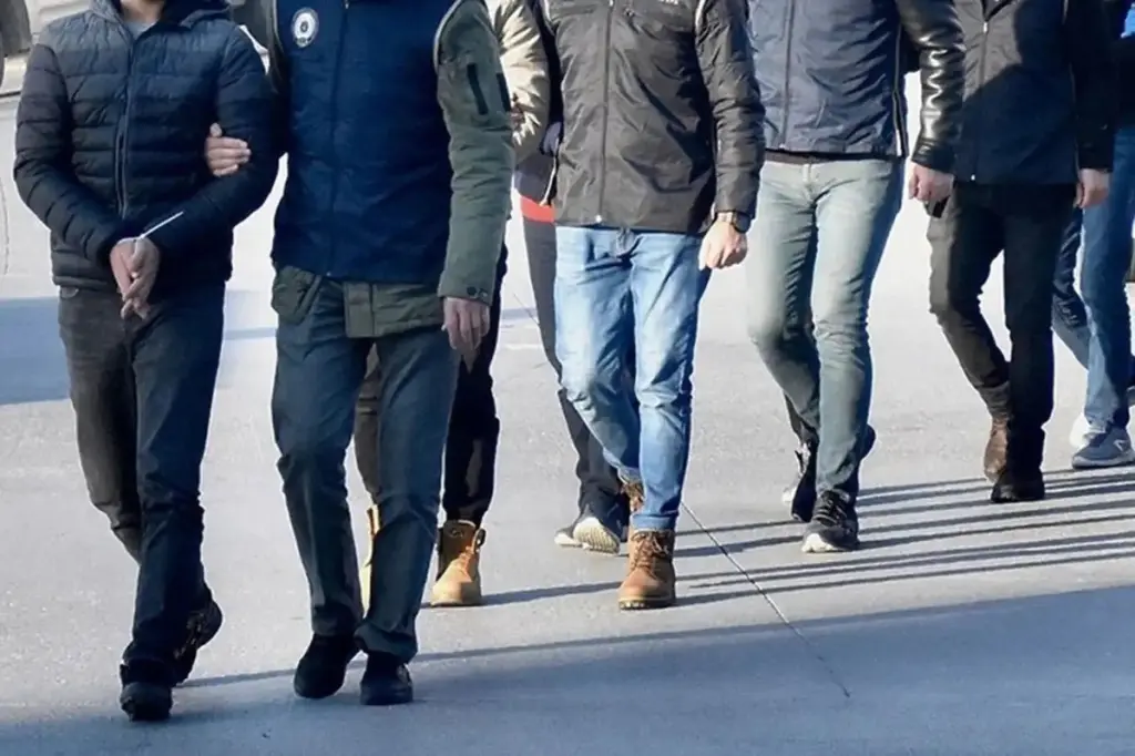Τουρκία: Επιχείρηση σκούπα σε 32 επαρχίες με 304 συλλήψεις για σχέσεις με το Ισλαμικό Κράτος
