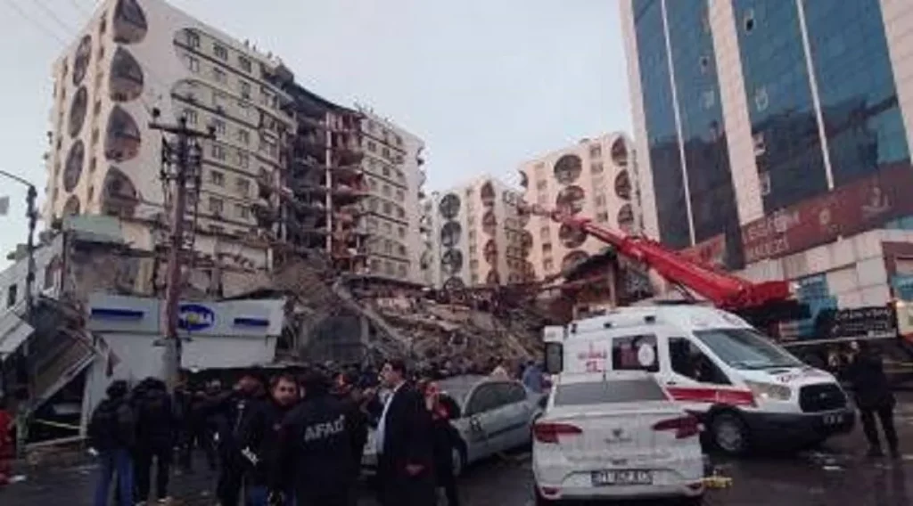 Παπαζάχος: H φύση χρωστάει έναν σεισμό στην Κωνσταντινούπολη αλλά δεν θα είναι 9 Ρίχτερ