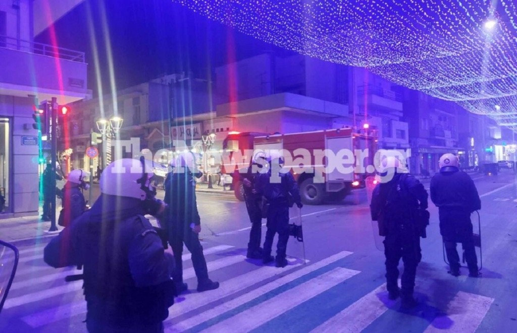 Βόλος: Επεισόδια και μολότοφ στην πορεία για τον Γρηγορόπουλο