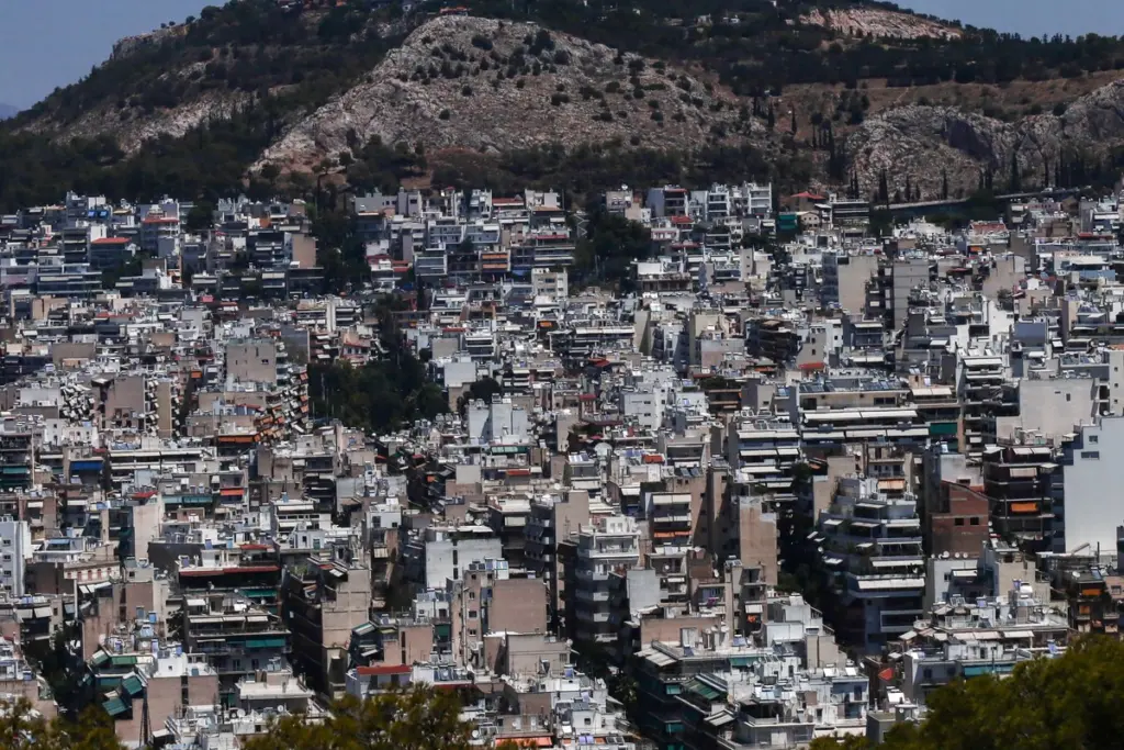 ΑΑΔΕ: Συνεχίζεται η σταδιακή ενσωμάτωση αρμοδιοτήτων φορολογίας μεταβίβασης περιουσίας και κατοχής ακινήτων στο Κέντρο Φορολογίας Κεφαλαίου Αττικής