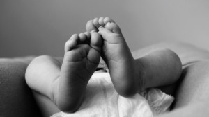 Βρετανία: Γέννηση μωρών με τριπλό DNA – Μία επανάσταση κατά των κληρονομικών ασθενειών