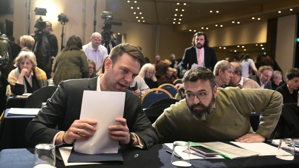 ΣΥΡΙΖΑ: Σε εξέλιξη “επιχείρηση κατευνασμού” – Η κίνηση “καλής θέλησης” του Κασσελάκη προς τον Πολάκη