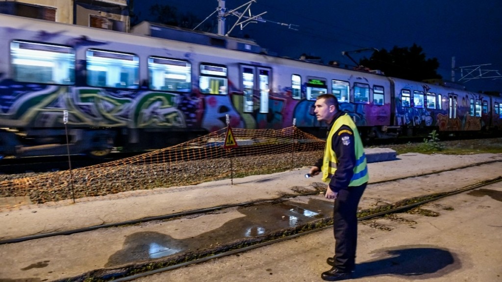 Ζευγολατιό: Αμαξοστοιχία παρέσυρε και σκότωσε άνθρωπο