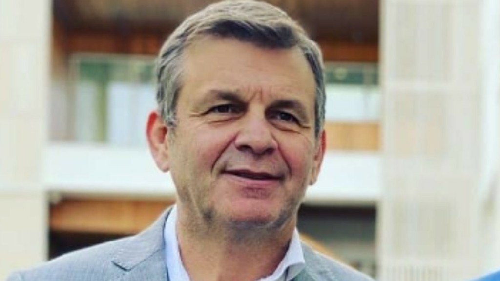Απόστολος Γκλέτσος: “Το παιδί μου είναι χαζό σαν εμένα”