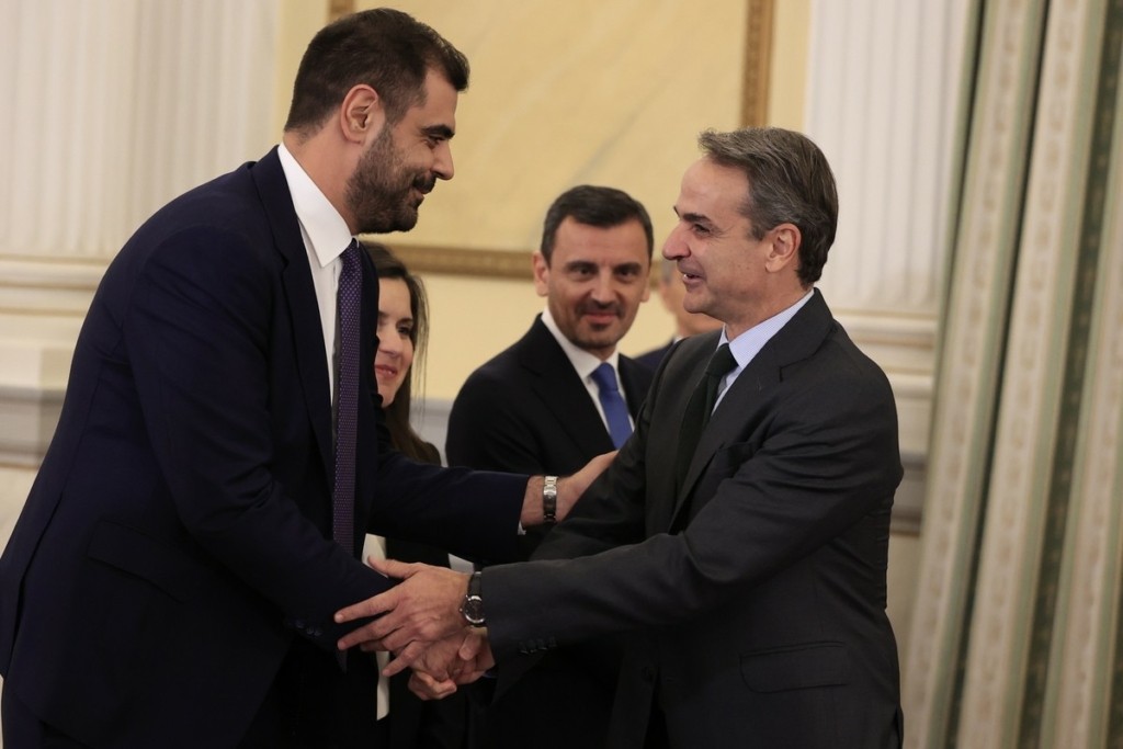 Μαρινάκης σε Ολυμπιακό: Δεν μπορεί μια διαιτητική απόφαση να συνδέεται με την κυβέρνηση