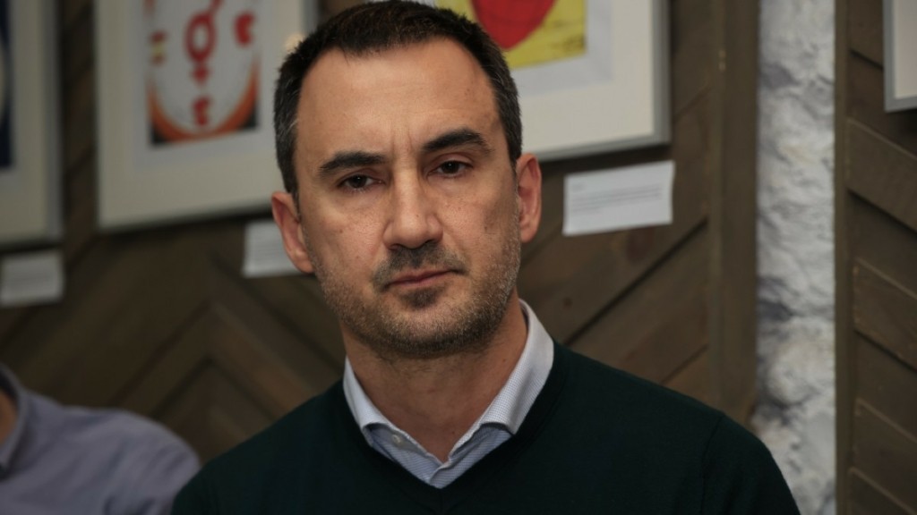 Χαρίτσης: «Θα υπερψηφίσουμε το νομοσχέδιο για τα ομόφυλα ζευγάρια»
