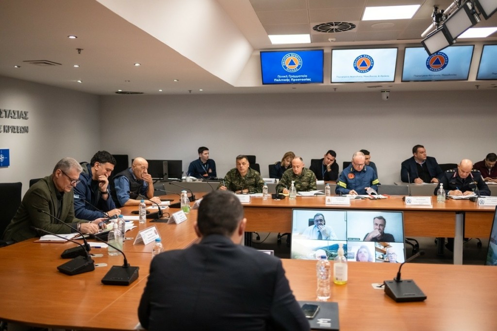 Κακοκαιρία Avgi: Μήνυμα Κικίλια για «προσεκτικά και προληπτικά μέτρα ανά περιοχή»
