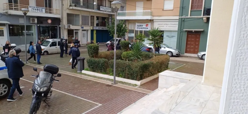 Μεσολόγγι: Πήρε προθεσμία για την Τρίτη ο 50χρονος φίλος του Μπάμπη για το μαχαίρι που βρέθηκε στο αμάξι του