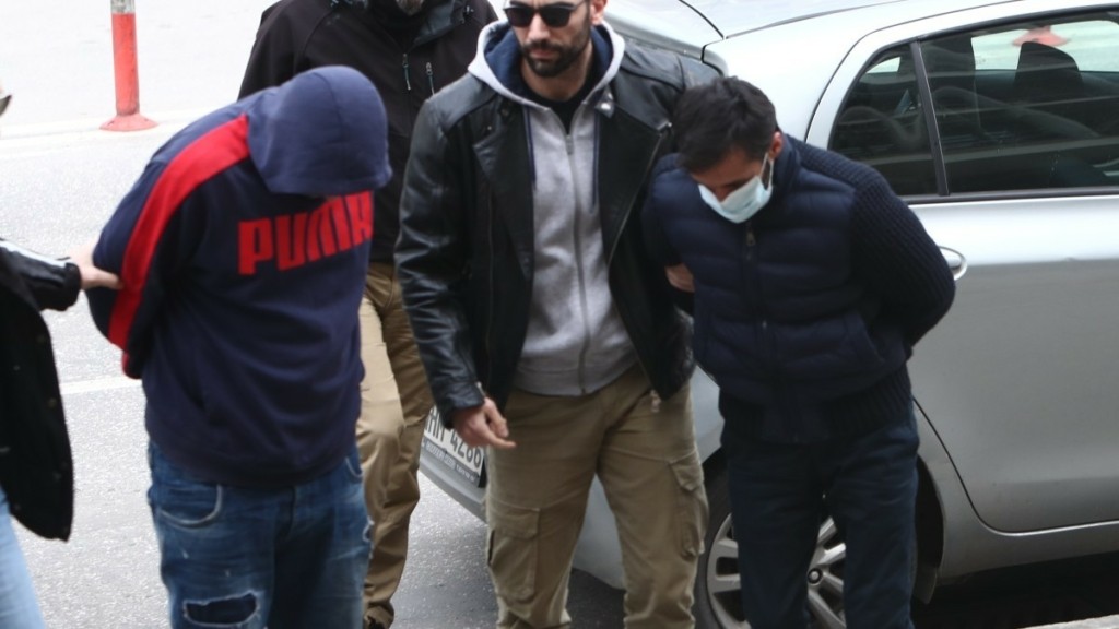 Θεσσαλονίκη: Στα δικαστήρια ο σύντροφος της 41χρονης και ο φίλος του (pics&vid)